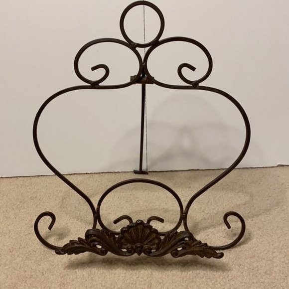 Oil rubbed bronze easel - Picture 1 of 6